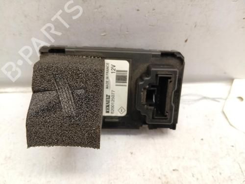 Used Card reader Card reader RENAULT MEGANE II (BM0/1_, CM0/1_) 1.6 16V (112 hp) 39885354 39885354