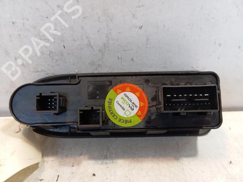 Used Left front window switch Left front window switch PEUGEOT 308 I (4A_, 4C_) 1.6 HDi (92 hp) 35808946 35808946