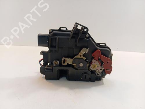 Højre bagtil lås Højre bagtil lås AUDI A4 B6 Avant (8E5) 1.9 TDI (130 hp) 34325214 34325214