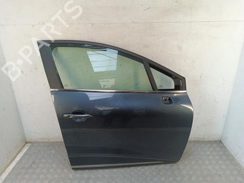 Used Right front door Right front door 37504393 37504393