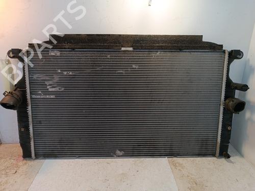 Used Water radiator Water radiator TOYOTA AVENSIS Saloon (_T27_) 2.0 D-4D (ADT270_, ADT270R) (126 hp) 34324501 34324501