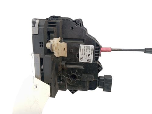 Serrure arrière gauche Serrure arrière gauche OPEL CORSA E (X15) 1.4 (08, 68) (90 hp) 34330347 34330347