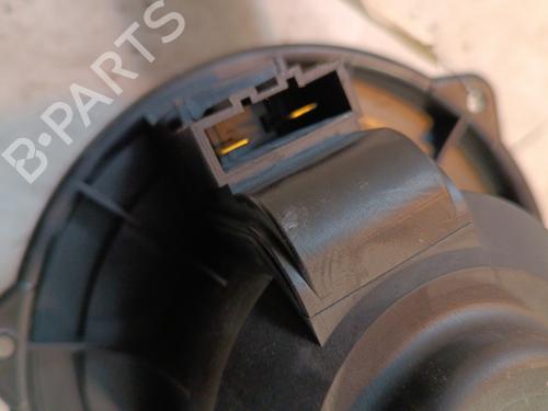 Used Heater blower motor Heater blower motor LAND ROVER RANGE ROVER III (L322) 3.6 D 4x4 (272 hp) 34325987 34325987