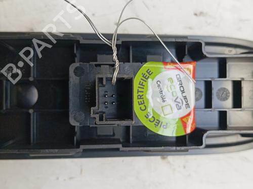 Used Right front window switch Right front window switch PEUGEOT 308 SW I (4E_, 4H_) 1.6 HDi (109 hp) 34326876 34326876