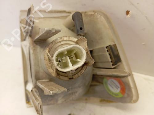 Used Right front indicator Right front indicator HYUNDAI SANTA FÉ II (CM) 2.2 CRDi 4x4 (155 hp) 34327310 34327310