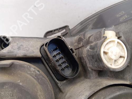 Used Right headlight Right headlight VW POLO IV (9N_, 9A_) 1.2 12V (64 hp) 39684386 39684386