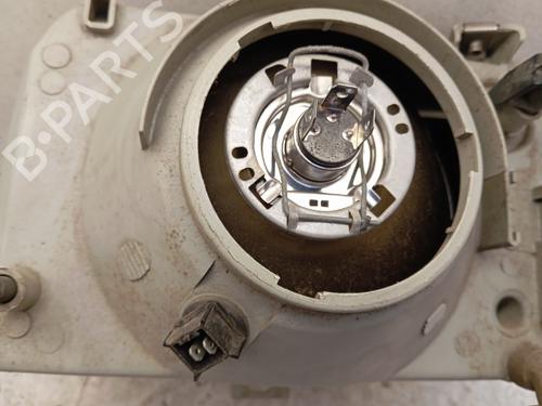 Used Right headlight Right headlight RENAULT TRAFIC Van (T_, P_, V_) 2.5 D (75 hp) 36472556 36472556