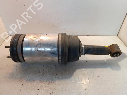 Højre bagtil støddæmper Højre bagtil støddæmper LAND ROVER RANGE ROVER III (L322) 3.6 D 4x4 (272 hp) 34325977 34325977