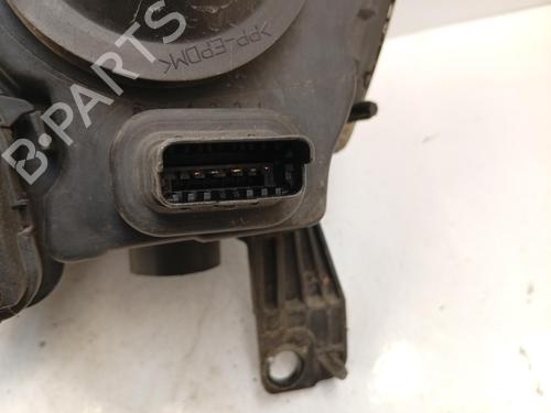 Used Right headlight Right headlight RENAULT MODUS / GRAND MODUS (F/JP0_) 1.5 dCi 75 (75 hp) 40032665 40032665
