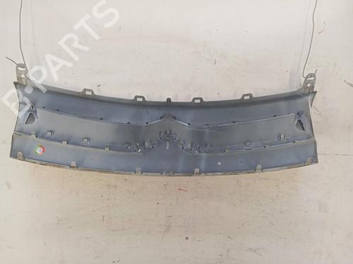 Used Grille Grille 39488382 39488382