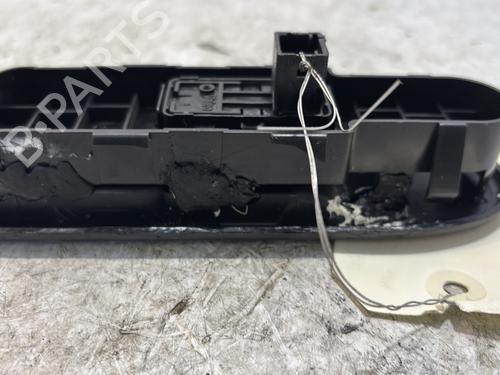Used Right front window switch Right front window switch 35808512 35808512