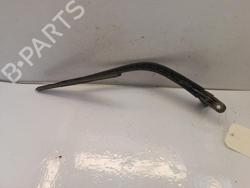 Used Rear windshield wiper arm Rear windshield wiper arm 39488497 39488497