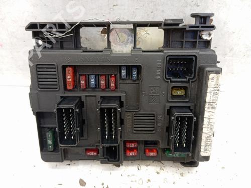 Used Fuse box Fuse box PEUGEOT 206 Hatchback (2A/C) 1.9 D (69 hp) 34329220 34329220