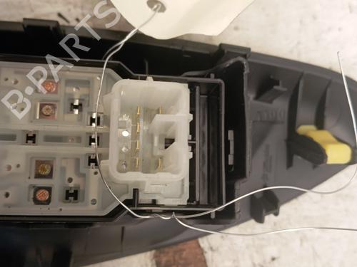 Left front window switch TOYOTA AYGO (_B4_) 1.0 VVTi (KGB40) | BP39213774I27 - Image 2