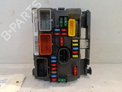 Used Fuse box Fuse box CITROËN C3 II (SC_) 1.4 VTi 95 (95 hp) 34321862 34321862