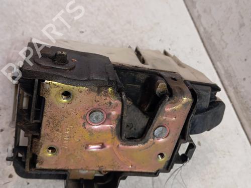 Høyre bak lås Høyre bak lås VW GOLF III (1H1) 1.4 (60 hp) 34325125 34325125