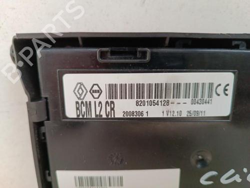 Sikringsdåse Sikringsdåse RENAULT CLIO III (BR0/1, CR0/1) [2005-2014] 34322136 34322136