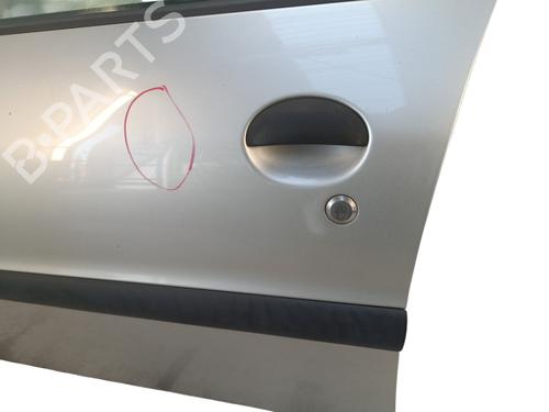 Used Left front door Left front door 37230280 37230280