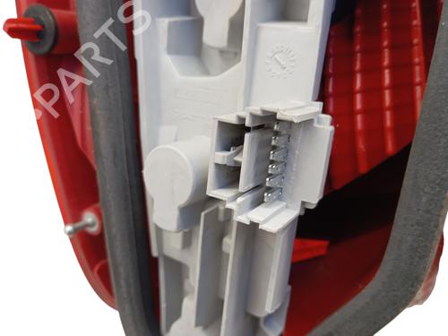 Used Right taillight Right taillight RENAULT MODUS / GRAND MODUS (F/JP0_) 1.4 (JP01, JP0J) (98 hp) 35809809 35809809