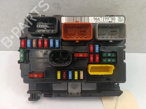Used Fuse box Fuse box CITROËN C3 II (SC_) 1.4 HDi 70 (SC8HZC, SC8HR0, SC8HP4) (68 hp) 34323901 34323901