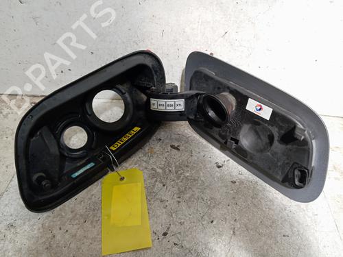 Used Fuel flap Fuel flap 37077998 37077998