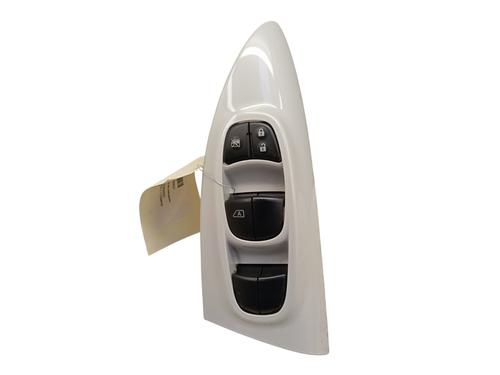 Fensterheberschalter links vorne für Fensterheberschalter links vorne NISSAN JUKE (F15) 1.2 DIG-T (115 hp) 34330377 34330377