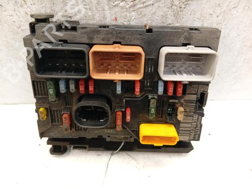 Used Fuse box Fuse box PEUGEOT 307 (3A/C) 1.6 HDi (90 hp) 40348508 40348508