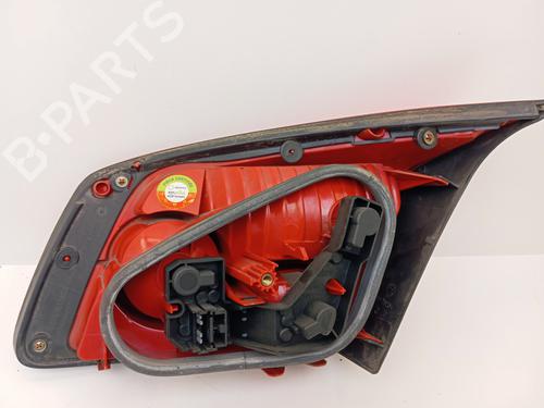 Used Left tailgate light Left tailgate light RENAULT VEL SATIS (BJ0_) 3.0 dCi (BJ0J, BJ0N) (177 hp) 34325076 34325076