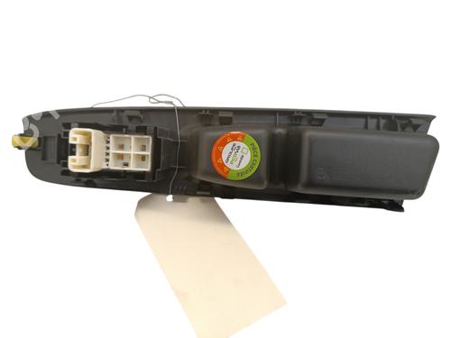 Pulsantiera anteriore destra Pulsantiera anteriore destra TOYOTA YARIS (_P13_) [2010-2020] 34330418 34330418