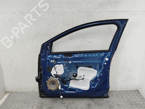 right-front-door-renault-megane-iv-grandtour-k9amn_-2016-39110372 main image