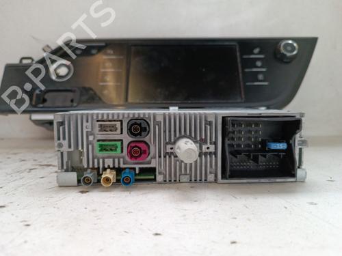 display-monitor-citroen-c4-grand-picasso-ii-da_-de_-2013-34322802 main image