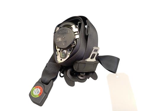 front-left-seatbelt-renault-clio-v-b7_-2019-36471981 main image