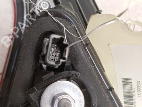 left-tailgate-light-renault-clio-v-b7_-2019-37737789 main image