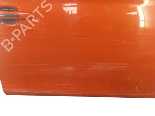 Used Right front door Right front door 39488266 39488266