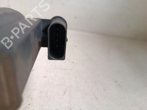 Used Right rear brake caliper Right rear brake caliper PEUGEOT 308 II (LB_, LP_, LW_, LH_, L3_) 1.6 HDi / BlueHDi 115 (115 hp) 34321939 34321939