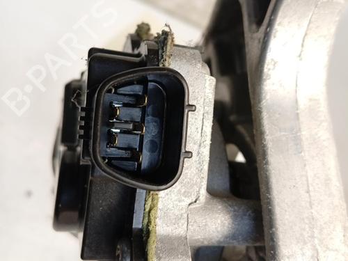 Used Front wiper motor Front wiper motor TOYOTA AURIS Estate (_E18_) 1.8 Hybrid (ZWE186_, ZWE186R, ZWE186H) (136 hp) 40348223 40348223