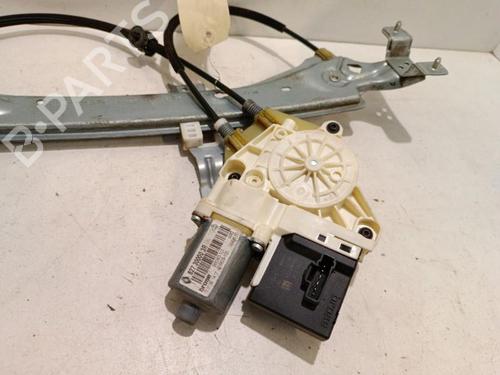 Rudehejsemekanisme Højre bagtil Rudehejsemekanisme Højre bagtil RENAULT MEGANE III Hatchback (BZ0/1_, B3_) 1.5 dCi (86 hp) 34321258 34321258