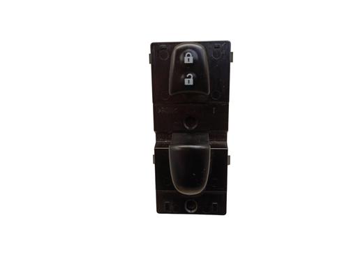 Right front window switch NISSAN JUKE (F15) 1.2 DIG-T | BP34329399I26 - Image 2