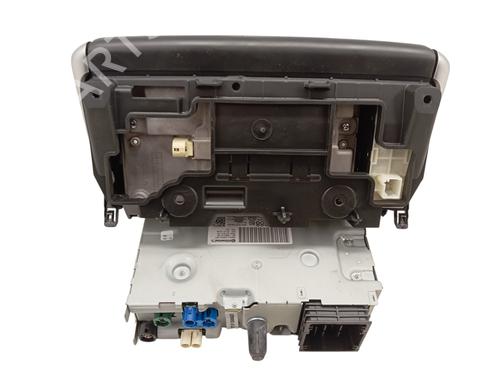 display-monitor-peugeot-2008-i-cu_-2013-34328022 main image