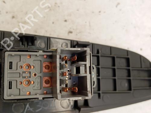 Used Right front window switch Right front window switch HYUNDAI i20 II (GB, IB) 1.1 CRDi (75 hp) 34329029 34329029