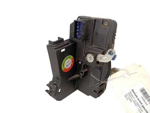 Front left lock RENAULT TRAFIC II Van (FL) 1.9 dCi 80 (FL0B) | BP37738090C98 - Image 2
