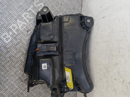 Used AdBlue tank AdBlue tank SKODA OCTAVIA IV Combi (NX5, PV5) 2.0 TDi (150 hp) 39885208 39885208