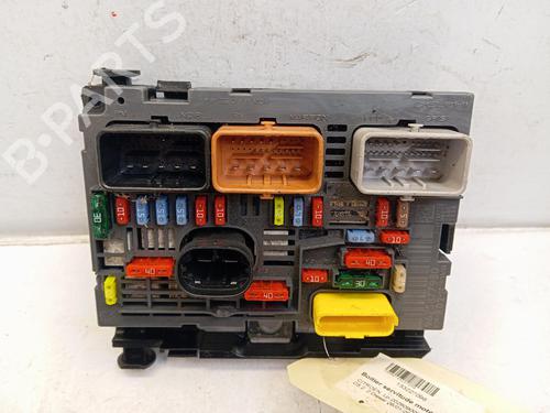 Used Fuse box Fuse box 39543656 39543656
