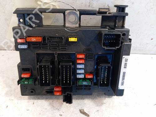 Used Fuse box Fuse box PEUGEOT 206 Hatchback (2A/C) 1.4 HDi eco 70 (68 hp) 34325104 34325104