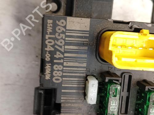 Used Fuse box Fuse box PEUGEOT 307 (3A/C) 2.0 HDi 135 (136 hp) 40050517 40050517