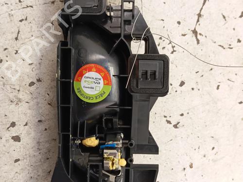 Used Rear right interior door handle Rear right interior door handle 37737816 37737816