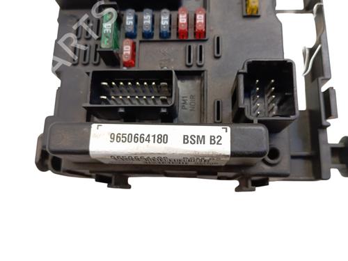 Used Fuse box Fuse box PEUGEOT 307 Break (3E) [2002-2009] 34329804 34329804