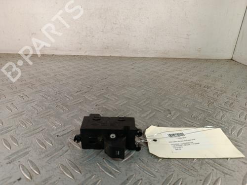 right-front-window-switch-hyundai-i40-i-cw-vf-2011-2012-2013-2014-2015-2016-2017-2018-2019-39416260 main image