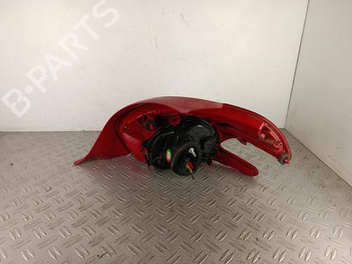 Farolim esquerdo Farolim esquerdo PEUGEOT 208 I (CA_, CC_) 1.2 VTI 82 (82 hp) 34311770 34311770