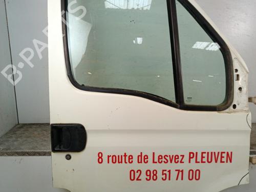 Dør højre fortil Dør højre fortil IVECO DAILY IV Van 35C12 V, 35C12 V/P, 35S12 V, 35S12 V/P (116 hp) 35934633 35934633